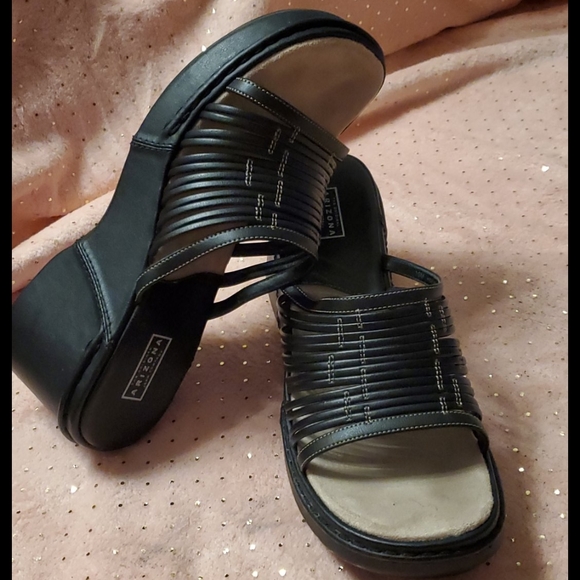 Plataforms - Picture 3 of 4